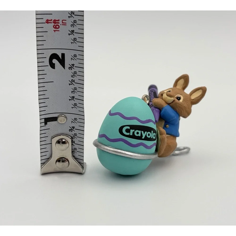 Hallmark Keepsake Ornament Eggs-pert Artist Crayola Easter Bunny 1997 Vintage